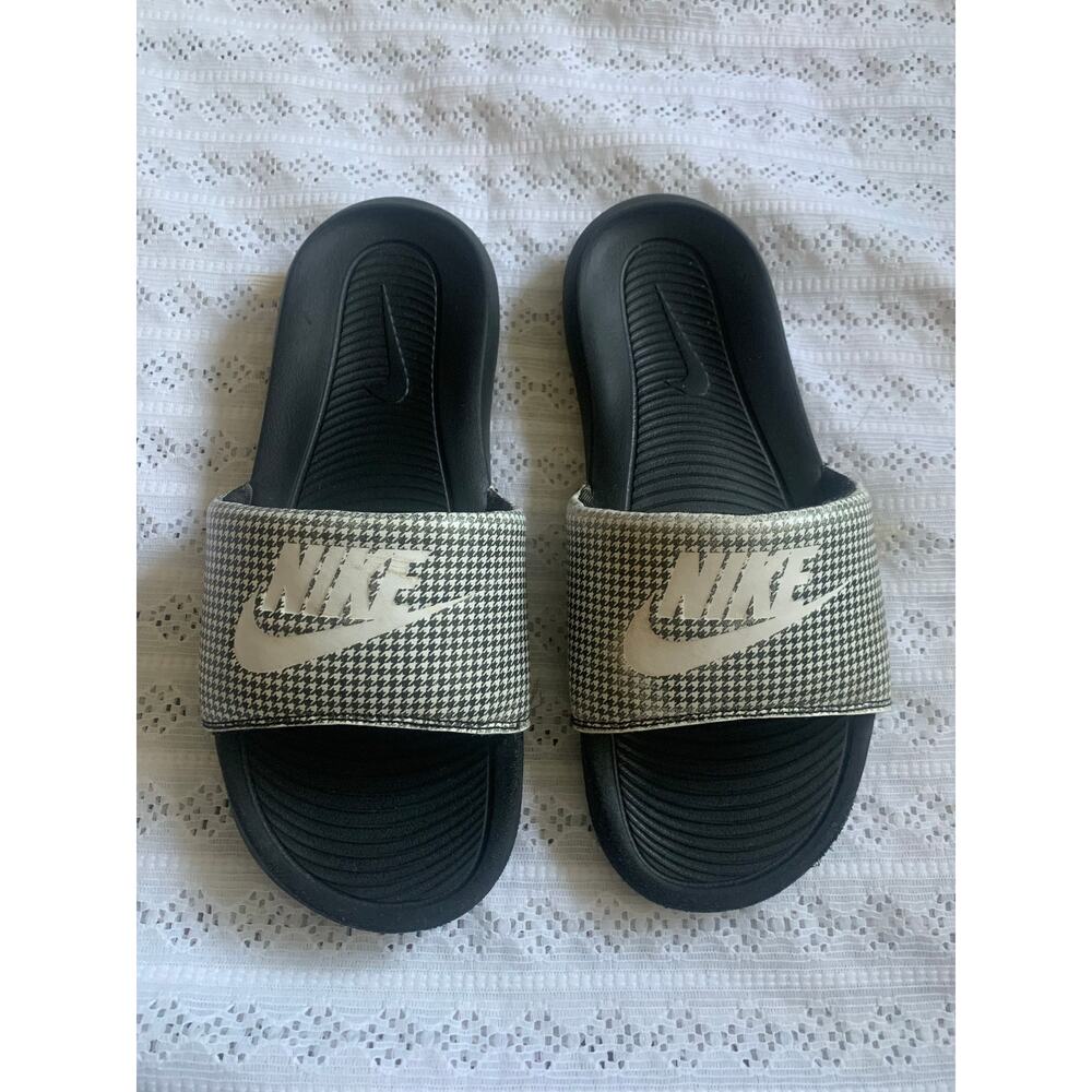 Nike Mens Size 10 Slide Sandals Black White Logo Sport Comfort Slides
